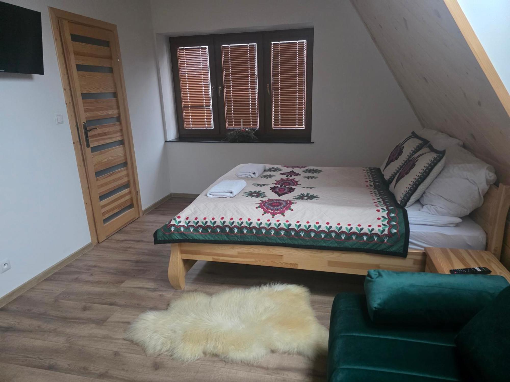 Pokoje Apartamenty Samo Centrum Zakopane ,,Willa Kasztelanka" — Zdjęcia 2